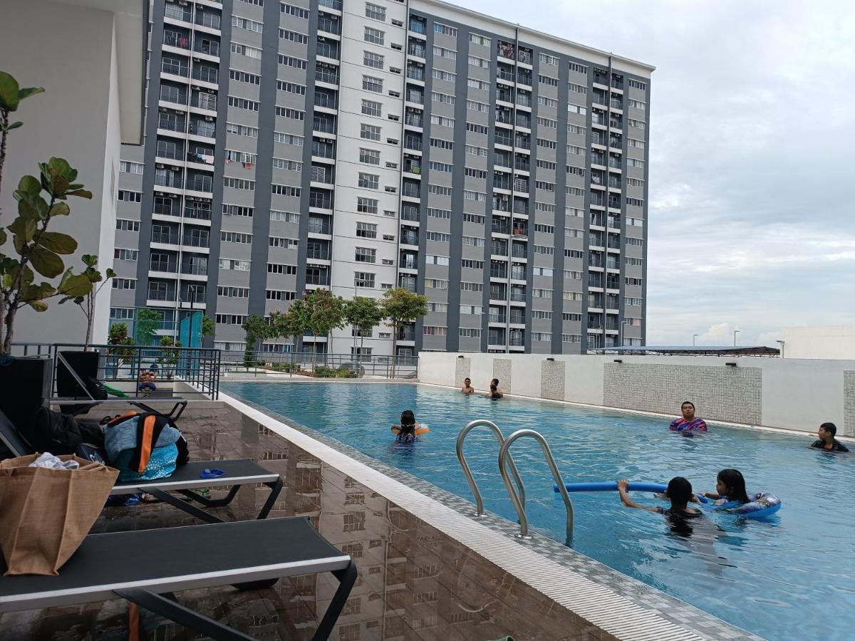 Aisy Homestay Putrajaya Cyberjaya Klia Kampung Dengkil Eksteriør bilde