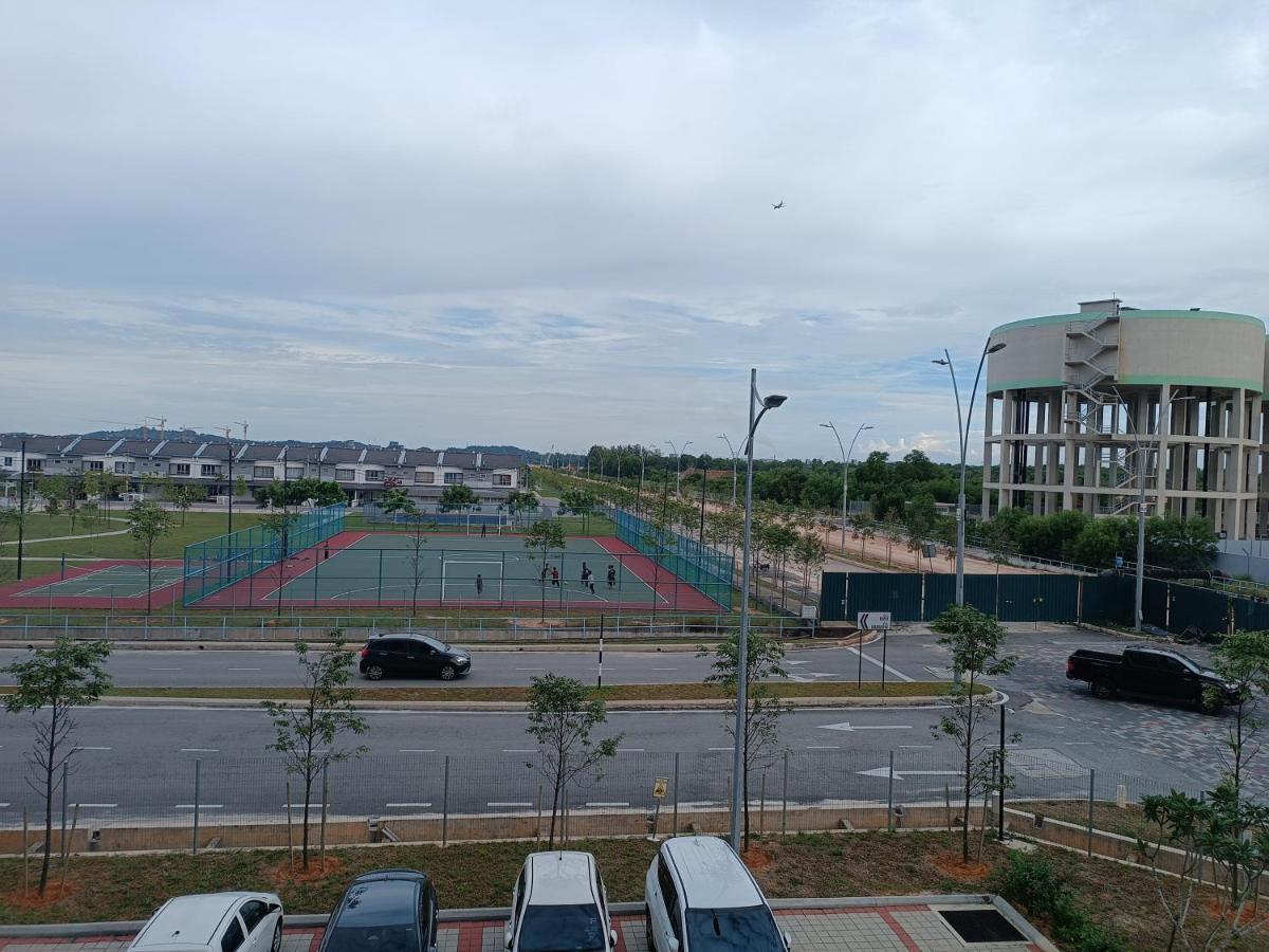 Aisy Homestay Putrajaya Cyberjaya Klia Kampung Dengkil Eksteriør bilde